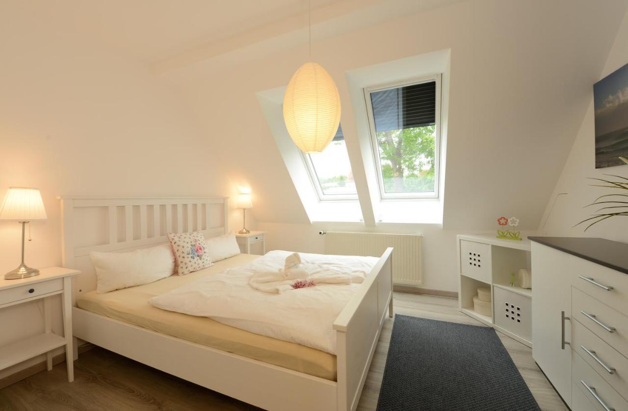 Ferienwohnung Seestern Fuer 6 Personen Mit Kamin & Terrasse Boltenhagen  Eksteriør billede