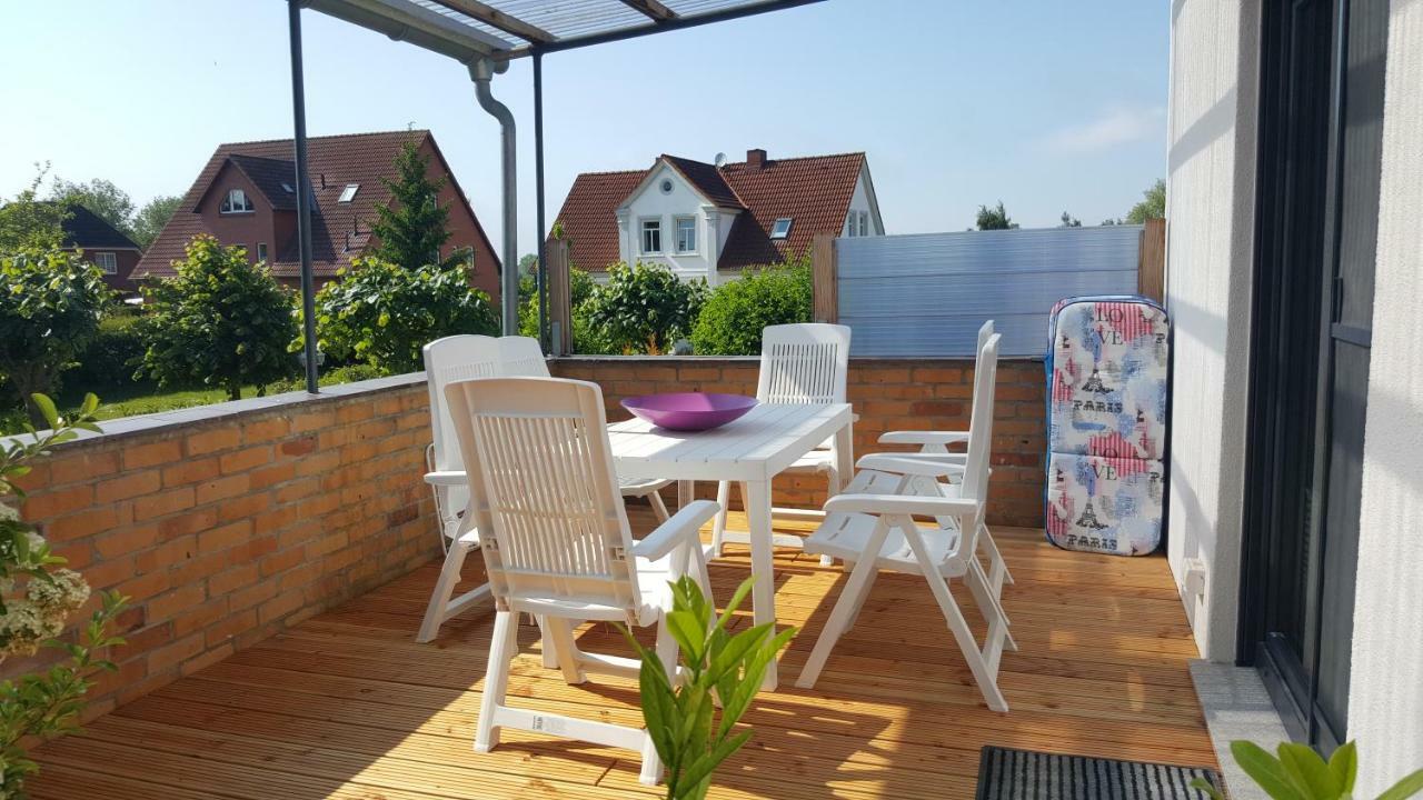 Ferienwohnung Seestern Fuer 6 Personen Mit Kamin & Terrasse Boltenhagen  Eksteriør billede